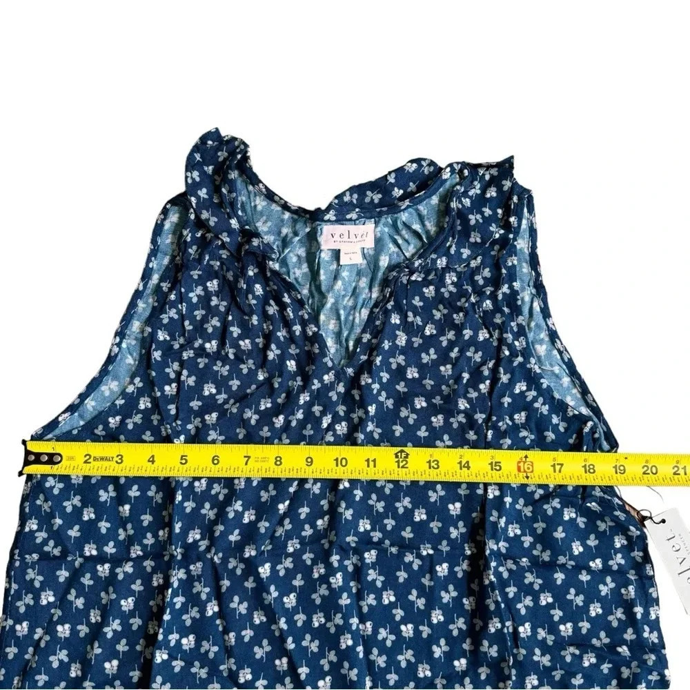 Velvet by Graham & Spencer Blue Top Tee Cottagecore Sleeveless V-neck  L NWT - Picture 5 of 9